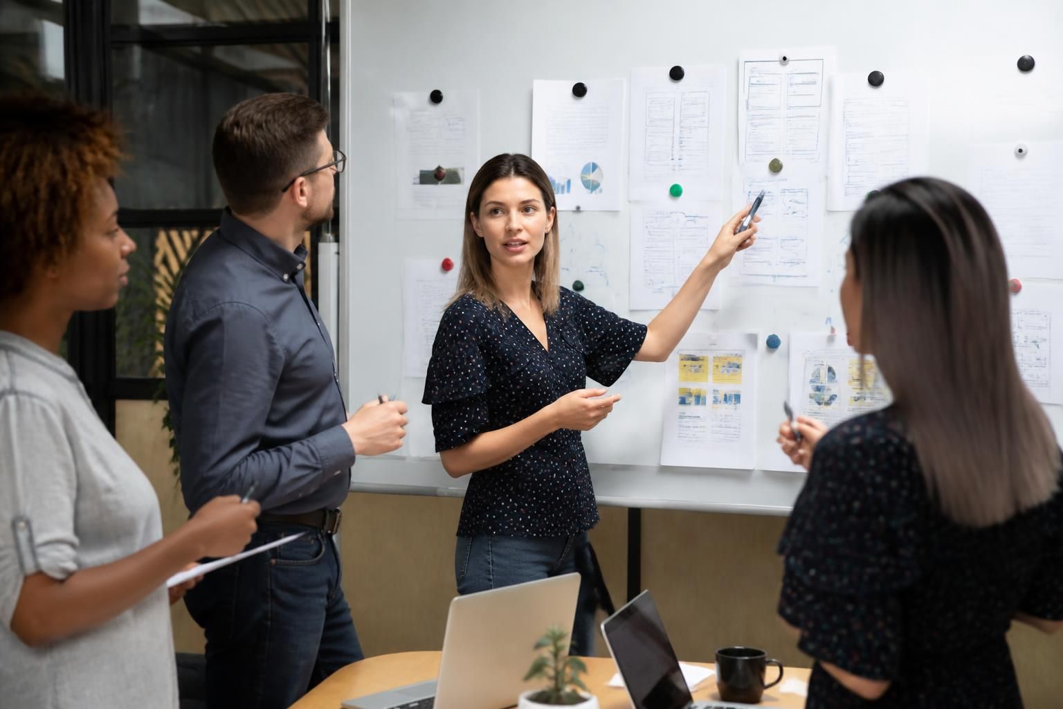 découvrez le rôle essentiel du chef de produit digital et son impact dans la transformation numérique des entreprises. guide complet sur ce métier clé.