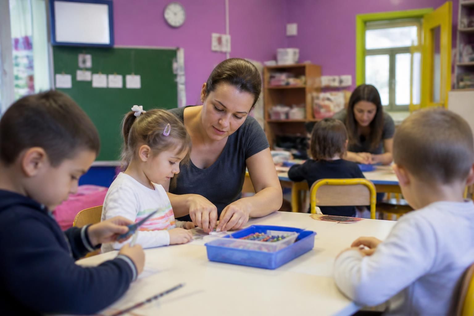 préparez efficacement le concours atsem 2026 avec notre guide complet : découvrez les spécificités de votre académie et les meilleures stratégies pour réussir.